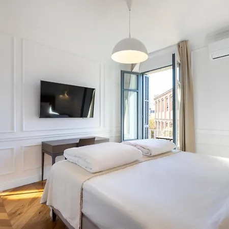 Majestic 4br/4bath In Sagrada Familia Area *