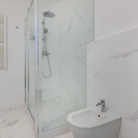 Majestic 4br/4bath In Sagrada Familia Area Apartment
