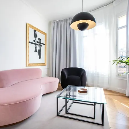 Majestic 4br/4bath In Sagrada Familia Area Apartment *