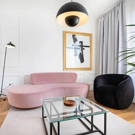 Majestic 4br/4bath In Sagrada Familia Area Apartamento *