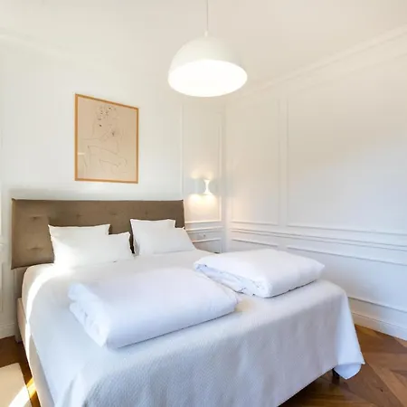 Majestic 4br/4bath In Sagrada Familia Area * Barcelona