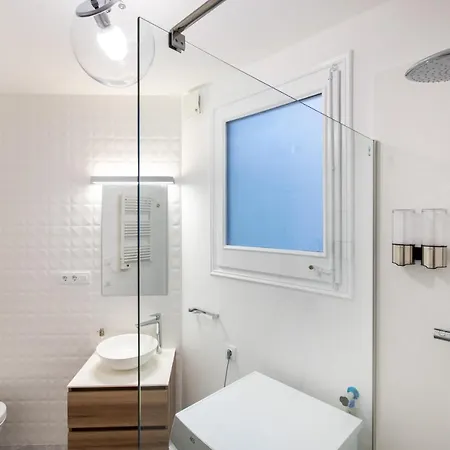 דירה Majestic 4br/4bath In Sagrada Familia Area