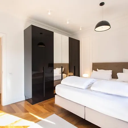 Majestic 4br/4bath In Sagrada Familia Area Appartement Barcelona